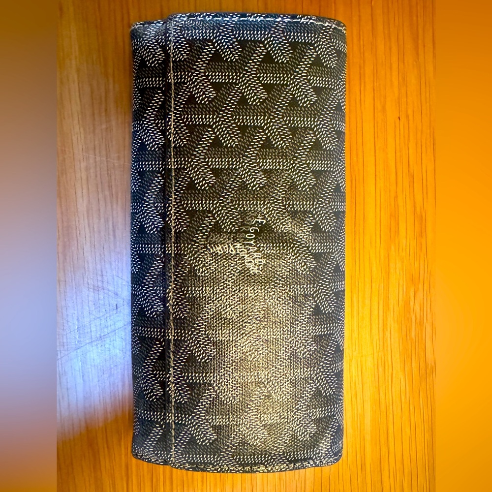 Grey faux Goyard wallet